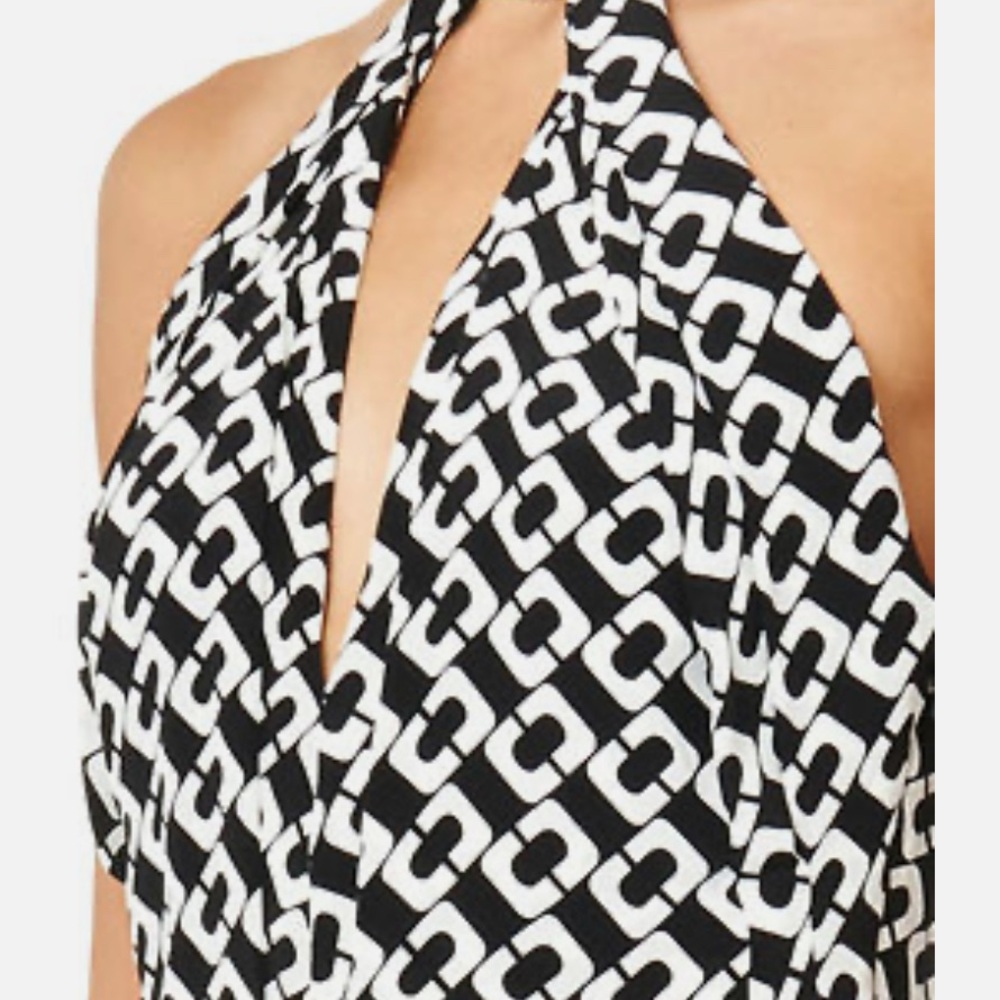 DVF Diane Von Furstenberg silk, chainlink print Jumpsuit with pockets. - Picture 3 of 6